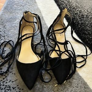 Eva & Zoe Black Flats with Leg Ties